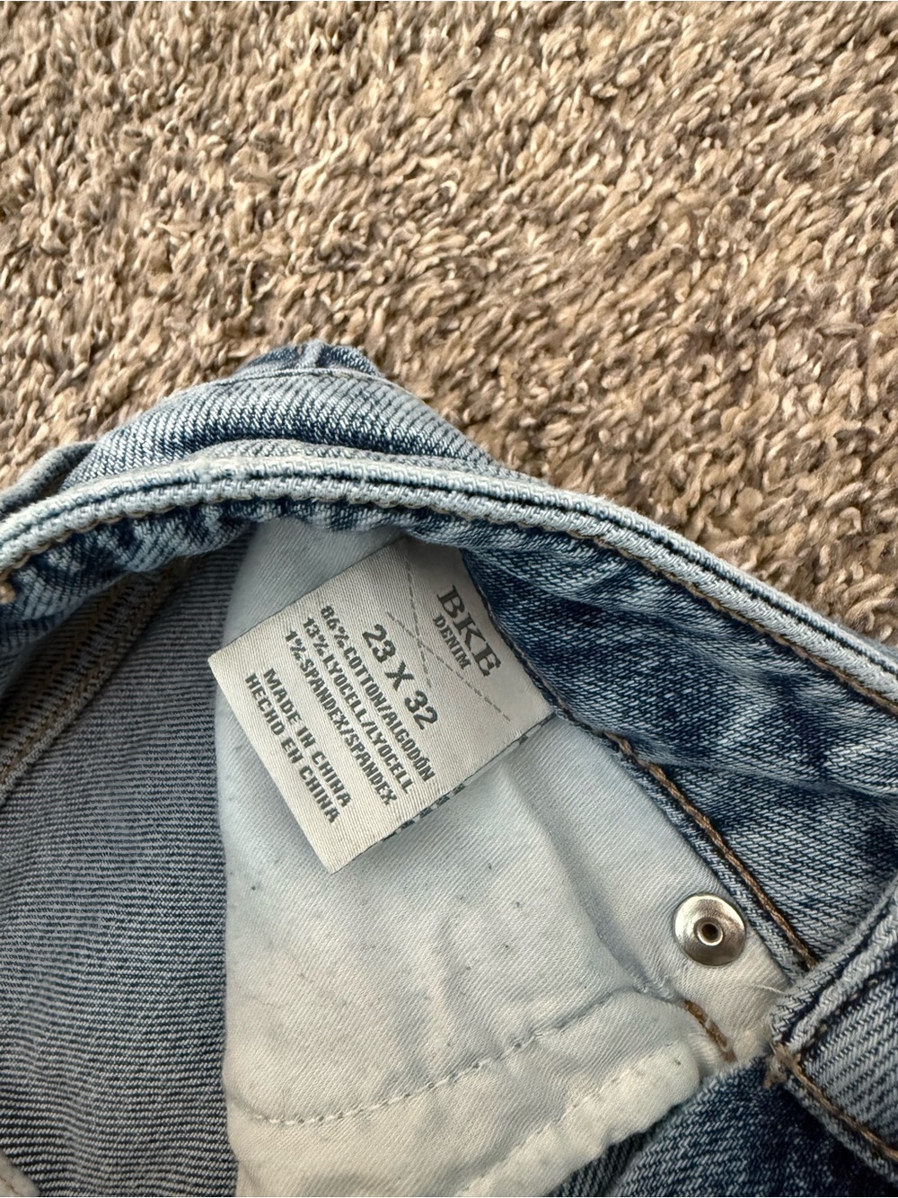 BKE Billie High-Rise Wide Leg Jeans - Picture 3 of 4